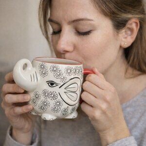 Miyabi 3D YOKOHAMA STUDIO 🐘 Hand Painted Elephant Coffee Mug